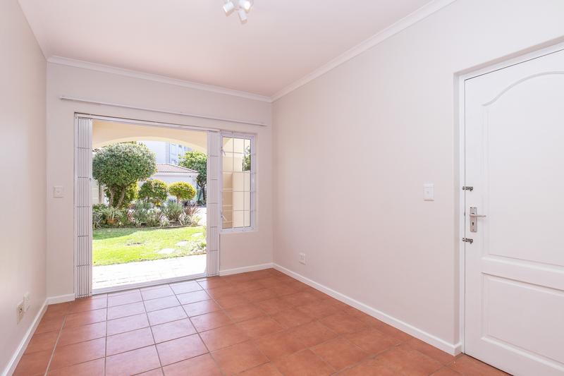 To Let 1 Bedroom Property for Rent in Tokai Western Cape